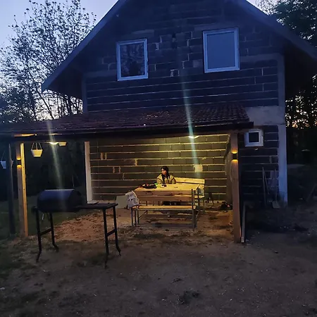 Apartamento Escape Zavidovici